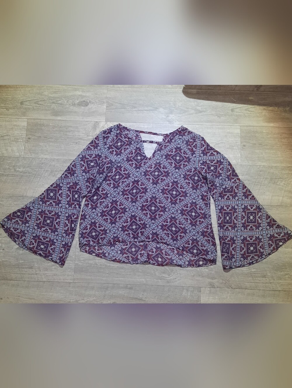 H&M Sheer Patterned V-Neck With Long Bell Sleeves Top - Picture 1 of 9
